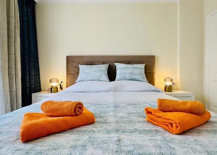 Sunset Apart, Large Terrace, Pool, Location! 아파트 푸에르토 데 산티아고