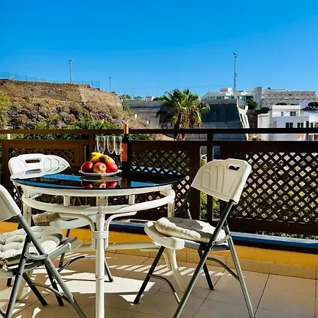 Sunset Apart, Large Terrace, Pool, Location! Lejlighed *