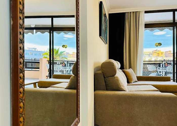 아파트 Sunset Apart, Large Terrace, Pool, Location! 푸에르토 데 산티아고