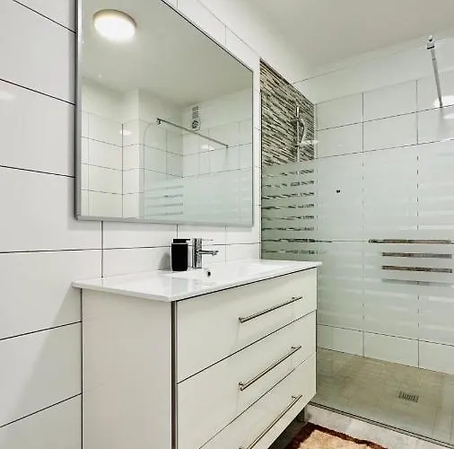 Sunset Apart, Large Terrace, Pool, Location! * 푸에르토 데 산티아고